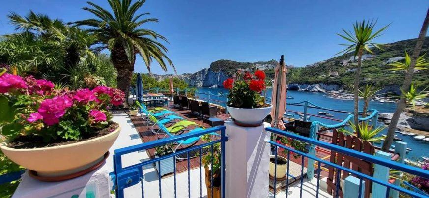 L'Incanto Di Cala Feola ポンツァ エクステリア 写真